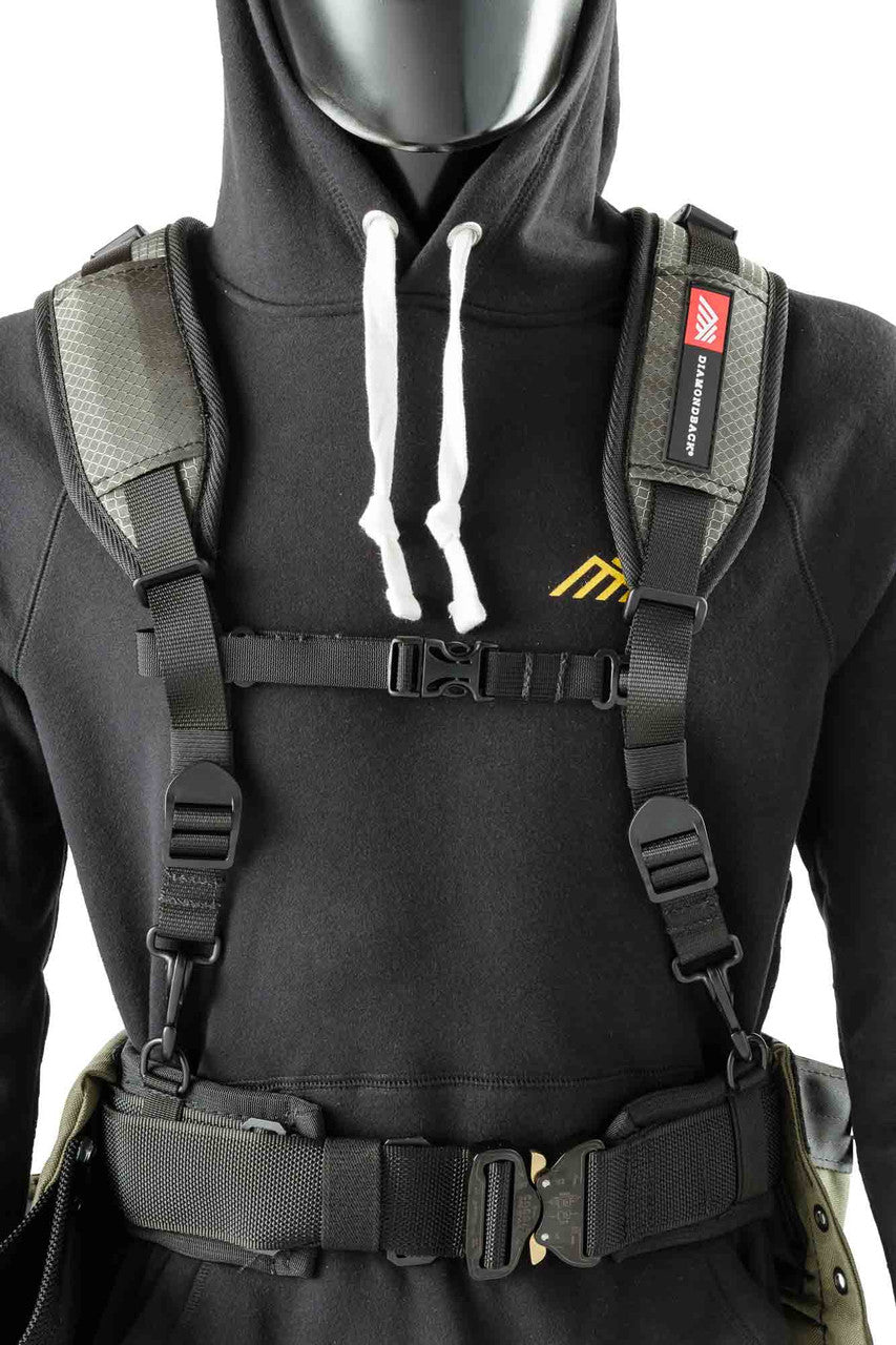 Diamondback-Tools-suspenders-